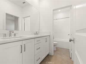 202 Heartland Way, Rancho Mission Viejo CA 92694