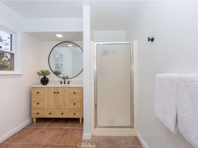 4944 Cahuenga Boulevard, North Hollywood CA 91601