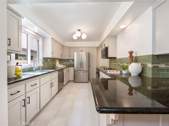 4944 Cahuenga Boulevard, North Hollywood CA 91601