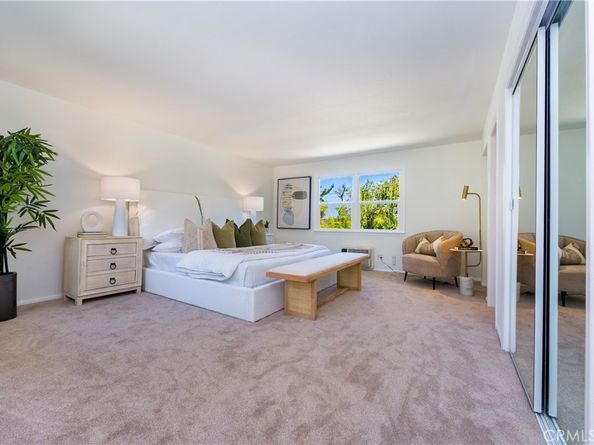 4944 Cahuenga Boulevard, North Hollywood CA 91601