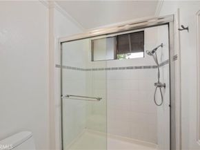 5711 Owensmouth Avenue 117, Woodland Hills CA 91367