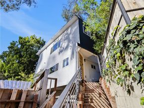 1930 Weepah Way, Los Angeles CA 90046