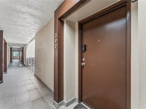 7826 Topanga Canyon Blvd 308, Canoga Park CA 91304