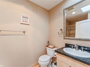 7826 Topanga Canyon Blvd 308, Canoga Park CA 91304