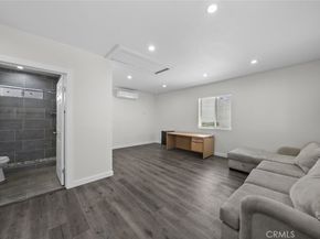 12628 Stagg Street, North Hollywood CA 91605