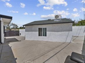12628 Stagg Street, North Hollywood CA 91605