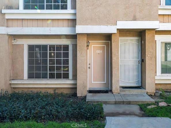 14344 Foothill 1004, Sylmar CA 91342