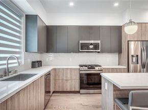 1567 Hi Point St, Los Angeles CA 90035