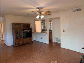 10044 Larwin 3, Chatsworth CA 91311