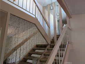 10044 Larwin 3, Chatsworth CA 91311