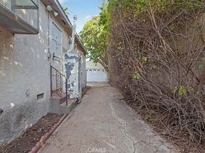 5734 Colfax Avenue, North Hollywood CA 91601