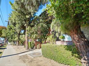 21219 Roscoe, Canoga Park CA 91304