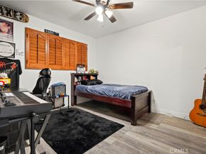 21219 Roscoe, Canoga Park CA 91304