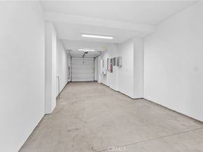 9423 N Sepulveda Blvd. 3, North Hills CA 91343