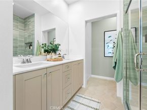 9423 N Sepulveda Blvd. 3, North Hills CA 91343