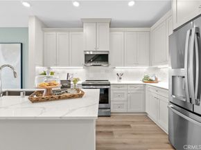 9423 N Sepulveda Blvd. 3, North Hills CA 91343