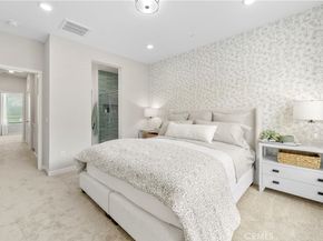 9423 N Sepulveda Blvd. 3, North Hills CA 91343