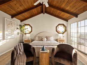 1819 Richard Street, Burbank CA 91504