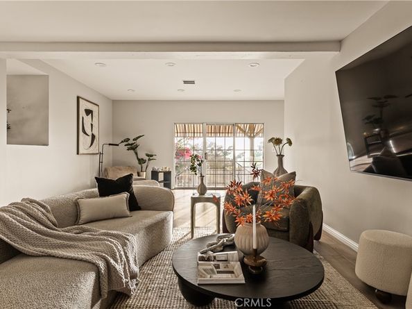 1819 Richard Street, Burbank CA 91504