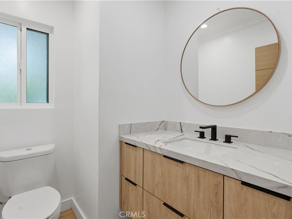 18653 Palomino Drive, Tarzana CA 91356