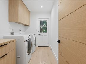 18653 Palomino Drive, Tarzana CA 91356