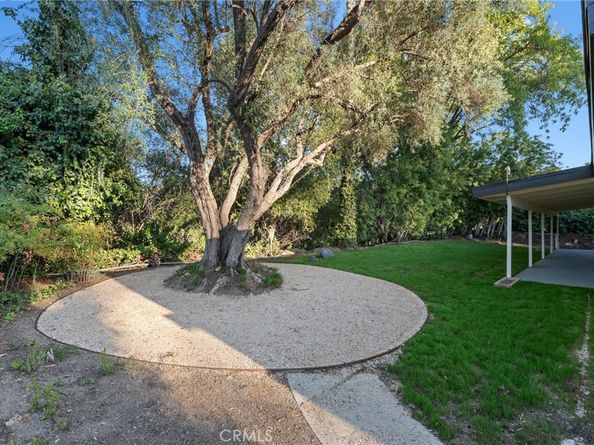 18653 Palomino Drive, Tarzana CA 91356