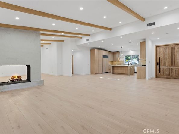 18653 Palomino Drive, Tarzana CA 91356