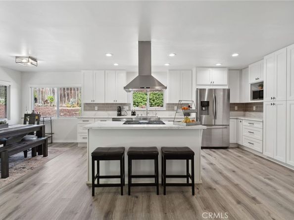 2211 Sunset Drive, Escondido CA 92025