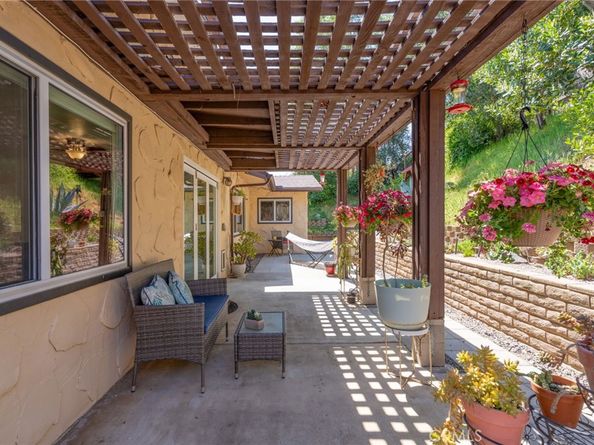 2211 Sunset Drive, Escondido CA 92025