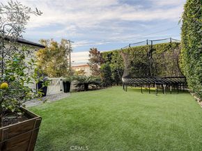 1852 6th, Manhattan Beach CA 90266