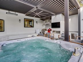 1852 6th, Manhattan Beach CA 90266