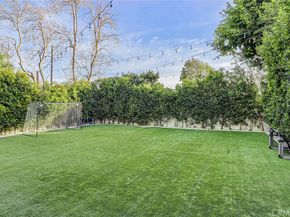 1852 6th, Manhattan Beach CA 90266