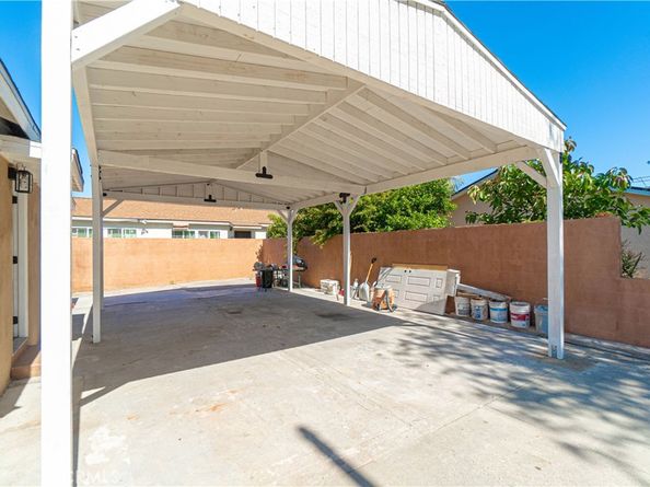1570 W 226th Street, Torrance CA 90501