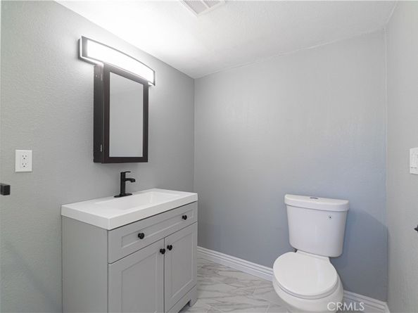 1570 W 226th Street, Torrance CA 90501