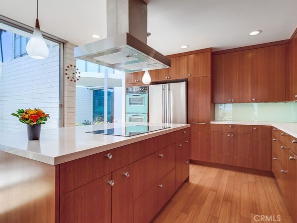 2999 E Ocean Boulevard 120, Long Beach CA 90803