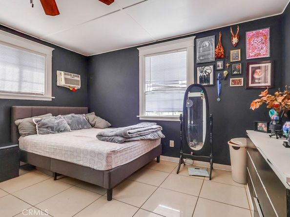 1243 W 70th Street, Los Angeles CA 90044
