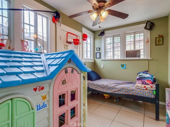 1243 W 70th Street, Los Angeles CA 90044