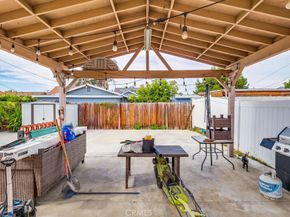1243 W 70th Street, Los Angeles CA 90044