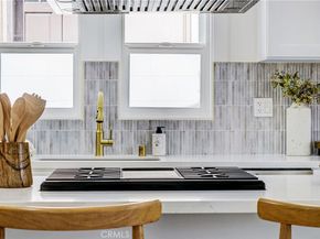 1706 2nd Street, Manhattan Beach CA 90266