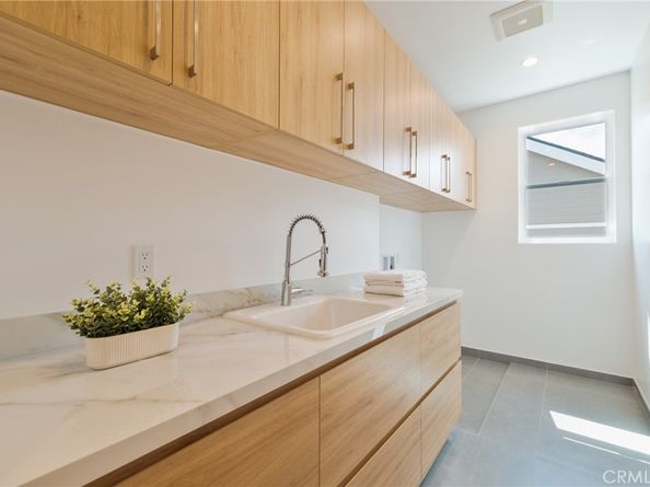 2224 Dufour Avenue A, Redondo Beach CA 90278