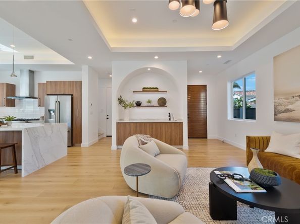 2224 Dufour Avenue A, Redondo Beach CA 90278