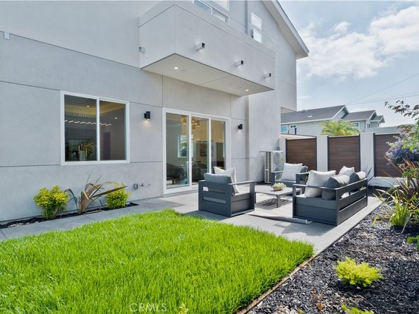2224 Dufour Avenue A, Redondo Beach CA 90278