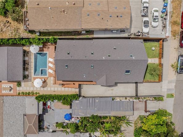 2240 Ewing Street, Los Angeles CA 90039