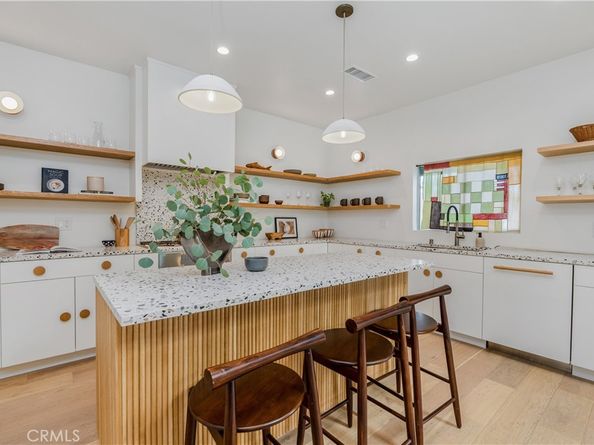 2240 Ewing Street, Los Angeles CA 90039