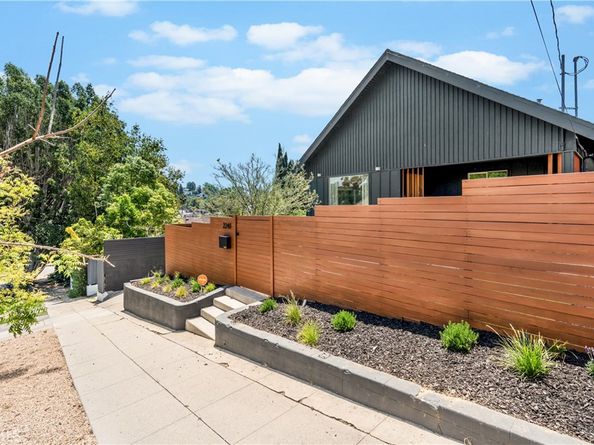 2240 Ewing Street, Los Angeles CA 90039