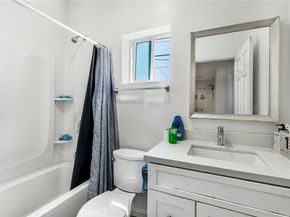 816 W 47th Street, Los Angeles CA 90037