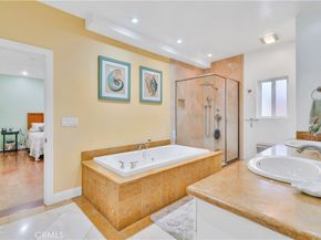 724 S Broadway B, Redondo Beach CA 90277