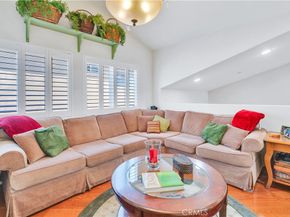 724 S Broadway B, Redondo Beach CA 90277