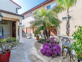 724 S Broadway B, Redondo Beach CA 90277