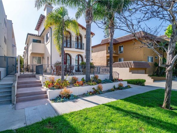 724 S Broadway B, Redondo Beach CA 90277